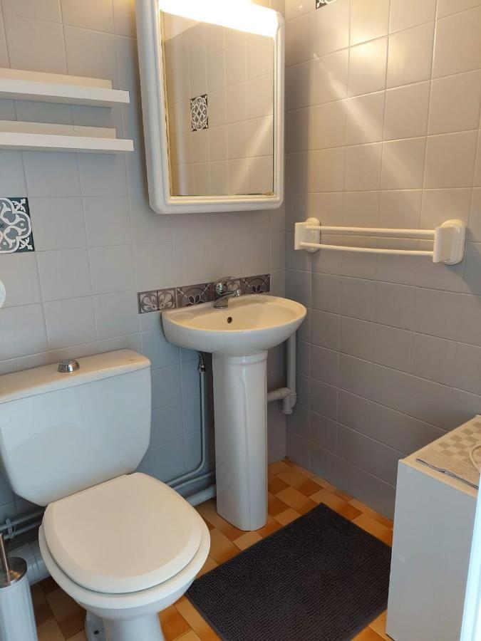 Coquet Studio Avec Belle Terrasse Lägenhet La Londe-les-Maures Exteriör bild